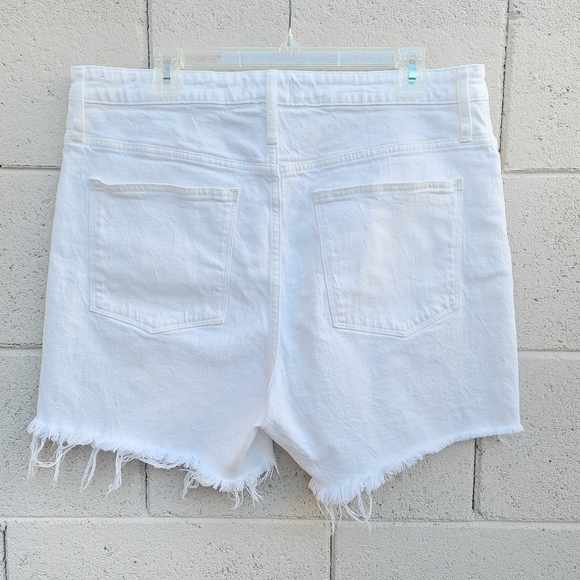 Madewell | High-Rise Denim Shorts in Tile White Size 33 Style K9351 - Picture 6 of 11